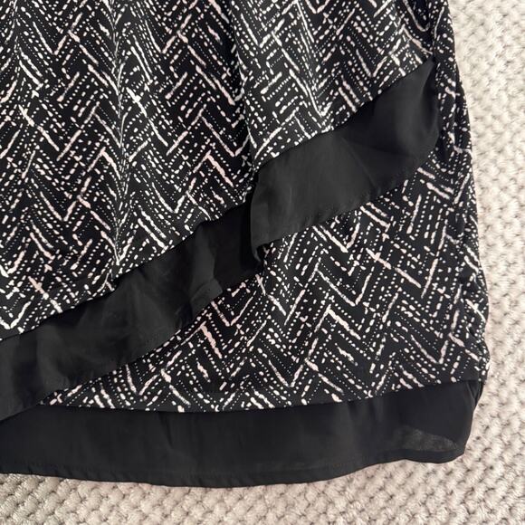 Catherines Top Womens 3X Black White Liquid Knit Stretch V-Neck Half Sleeve - Picture 5 of 13